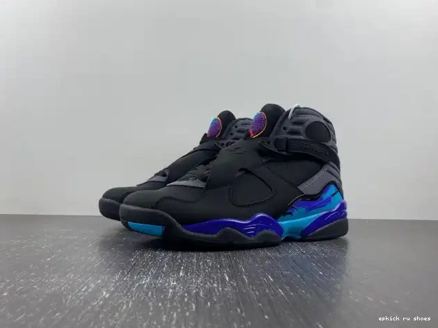 Aqua 8 (2015) 305381-025 Jordan Retro 0429